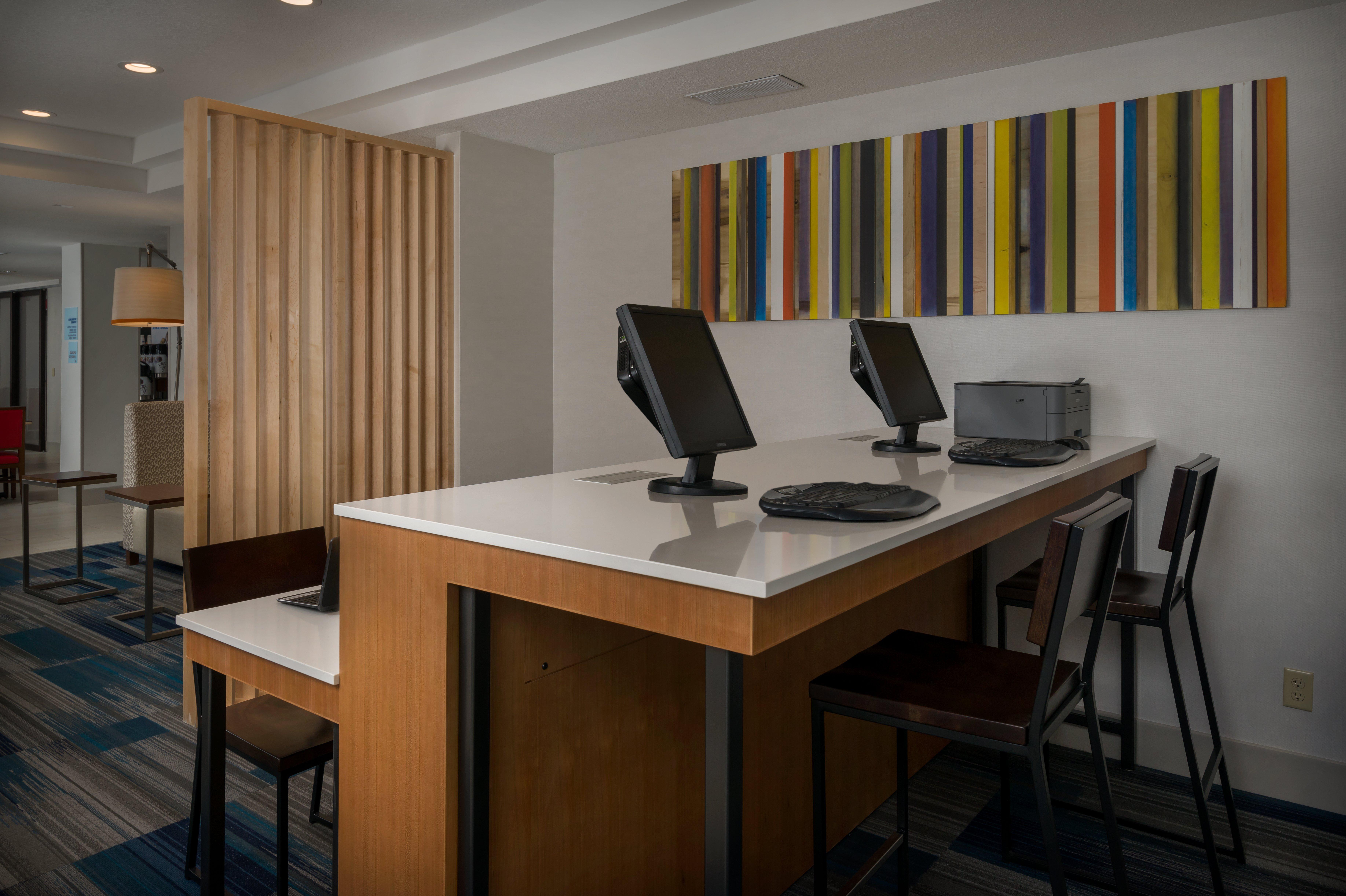 Holiday Inn Express Lawrence By Ihg Buitenkant foto